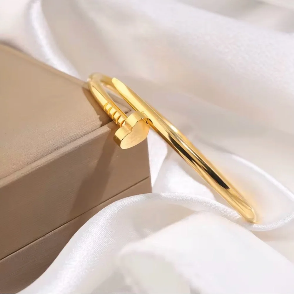 Love inspired Nail Heart Bangle Bracelet. Stainless Steel 18K Gold Plated - Picture 2 of 4